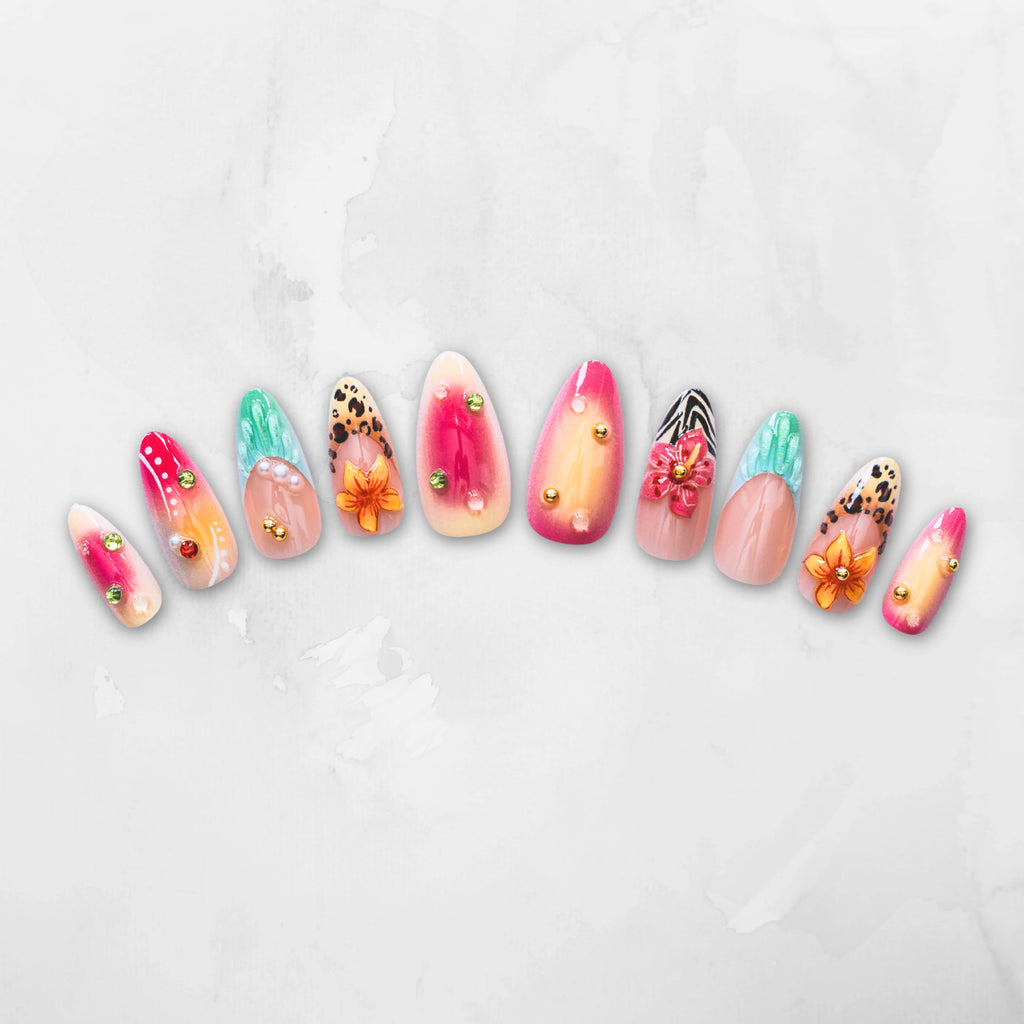 3D press-on nails by Nail Less Dubaï