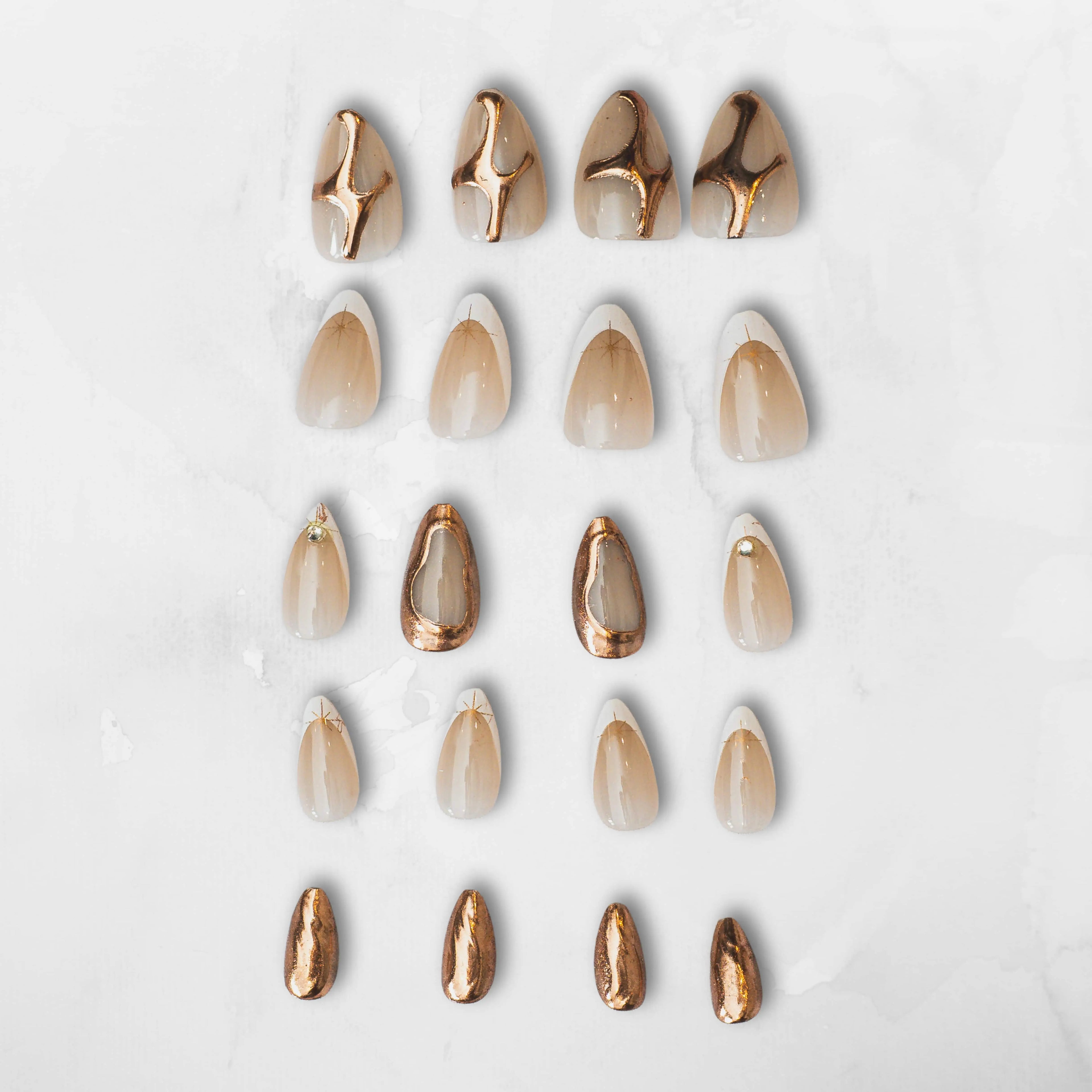 3D press-on nails by Nail Less Dubaï